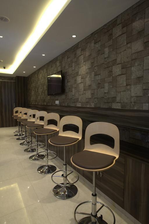 Mango Hotels, Samed Agra อัครา ภายนอก รูปภาพ