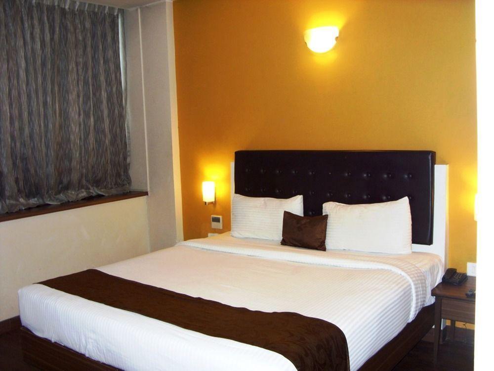 Mango Hotels, Samed Agra อัครา ภายนอก รูปภาพ