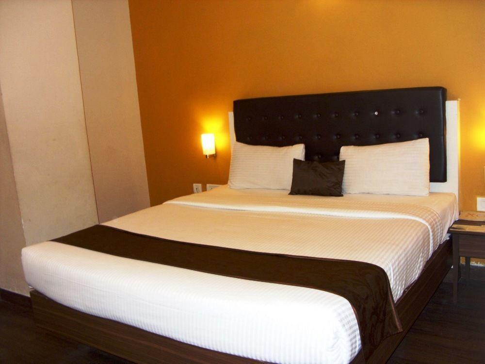 Mango Hotels, Samed Agra อัครา ภายนอก รูปภาพ